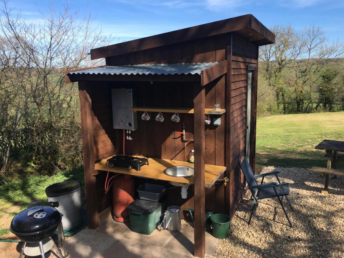 The Shepherds Hut At The Shippen, Tiphayes Honiton Ngoại thất bức ảnh